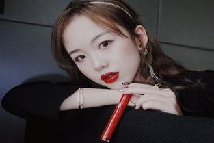 网红阿沁男友视频,甜蜜瞬间引网友热议