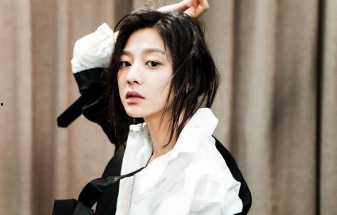 王真儿什么背景,从平凡起点到璀璨明星的逆袭之路